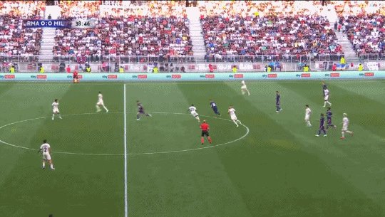 1628448064119068792.gif